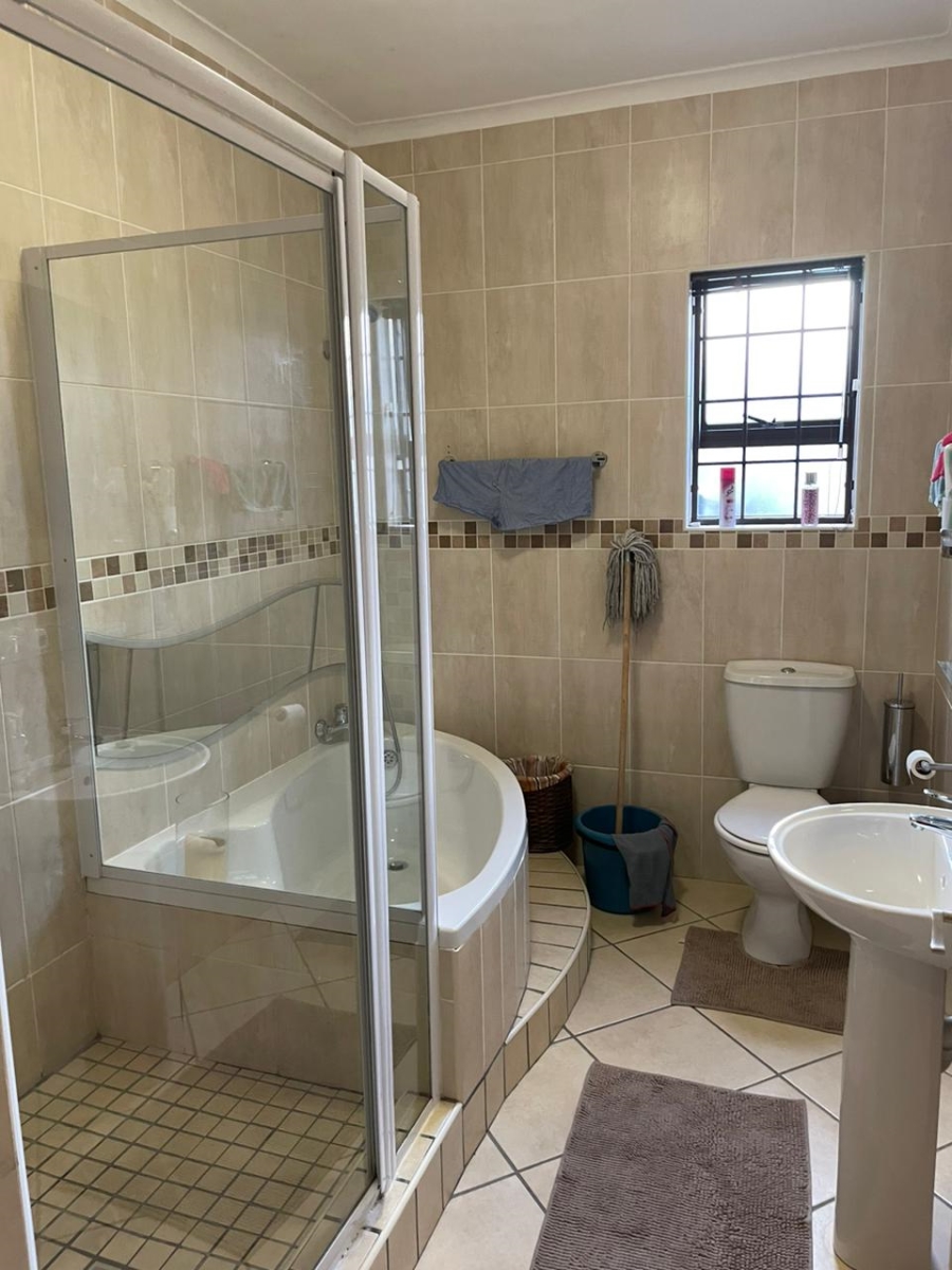 2 Bedroom Property for Sale in Hartenbos Central Western Cape